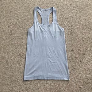 ⚡️lululemon tank top!